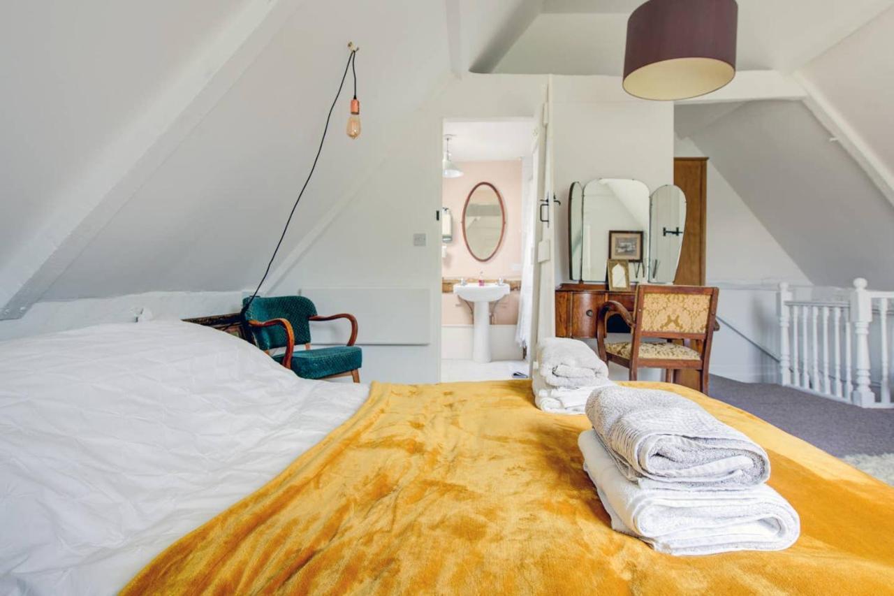 The Dairy, One Bedroom Cottage In A 15Th Century Farmhouse Parham Exterior foto